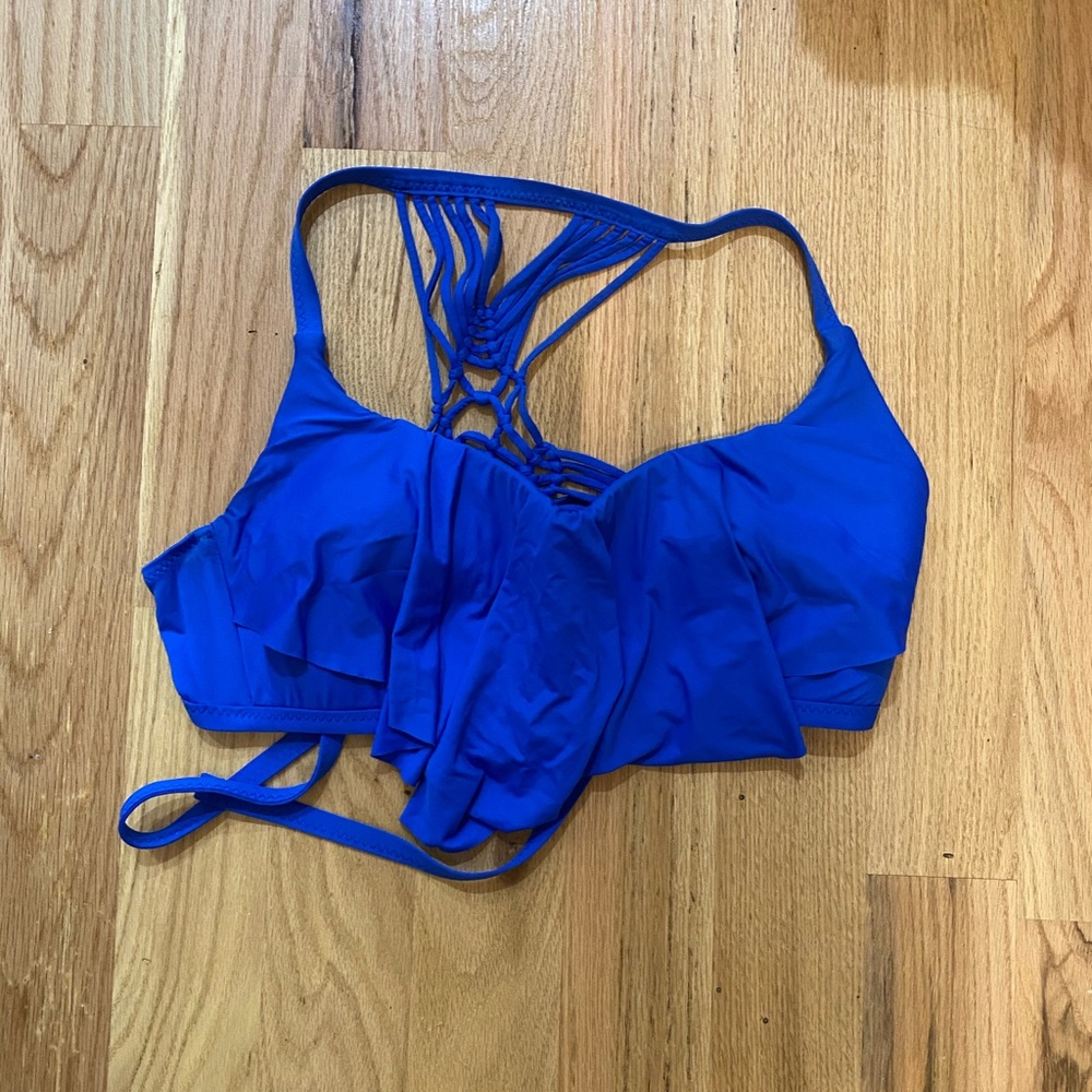 Ruffled Razorback Swim Top
